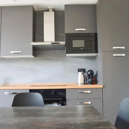 아파트 La Pergola Blu 알라시오