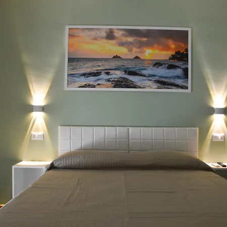 La Pergola Blu Apartment *